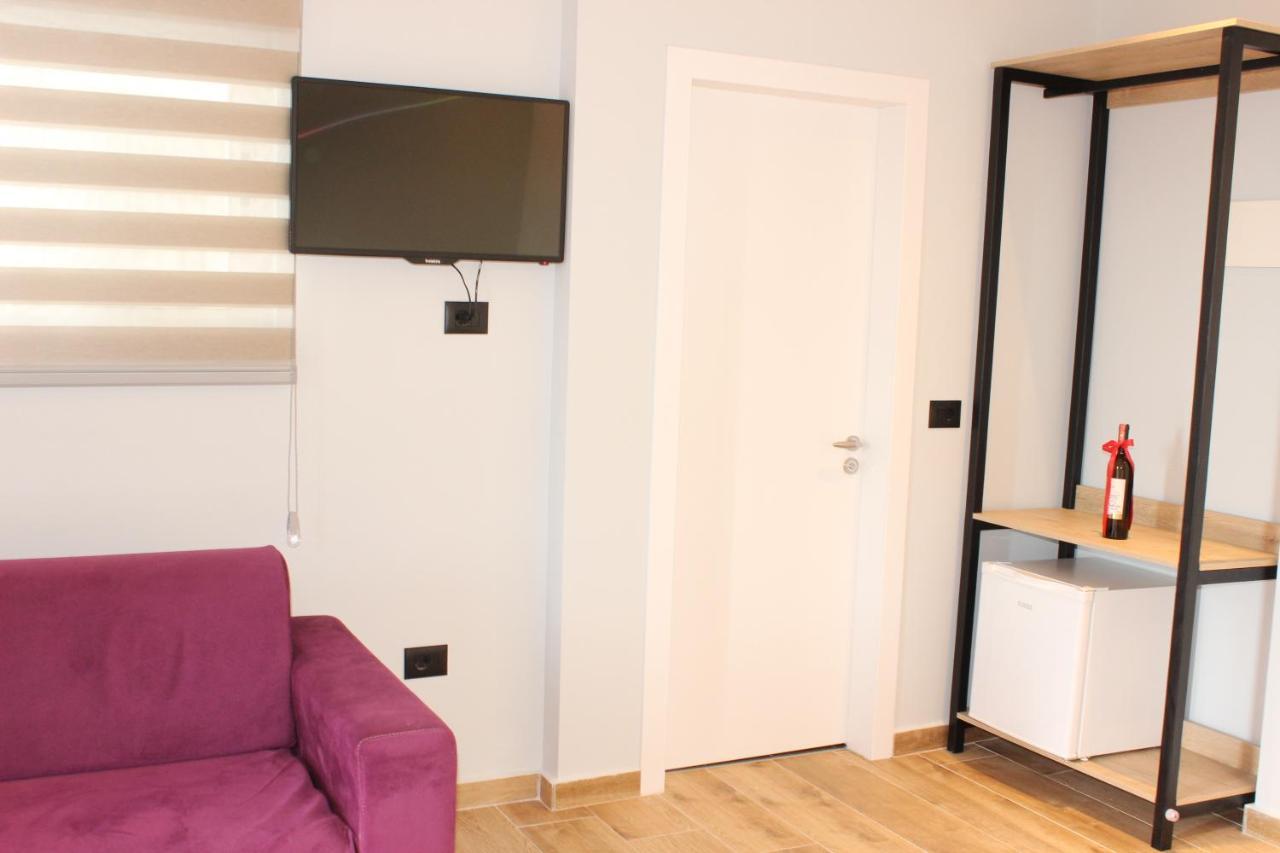 Bebi Hotel And Apartments Saranda Extérieur photo