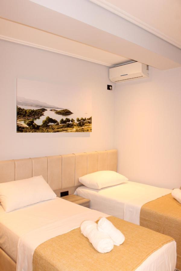 Bebi Hotel And Apartments Saranda Extérieur photo