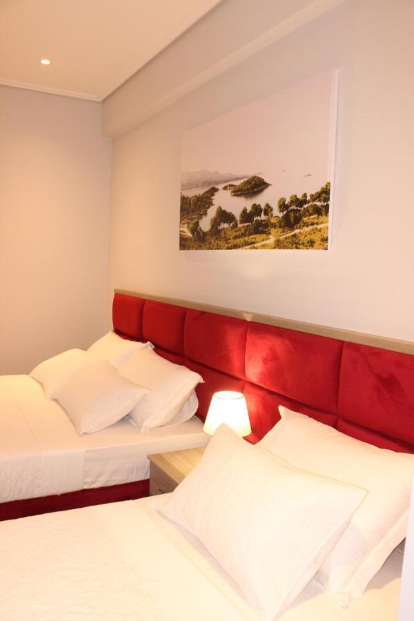 Bebi Hotel And Apartments Saranda Extérieur photo