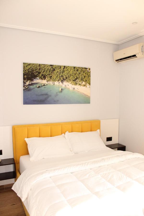 Bebi Hotel And Apartments Saranda Extérieur photo