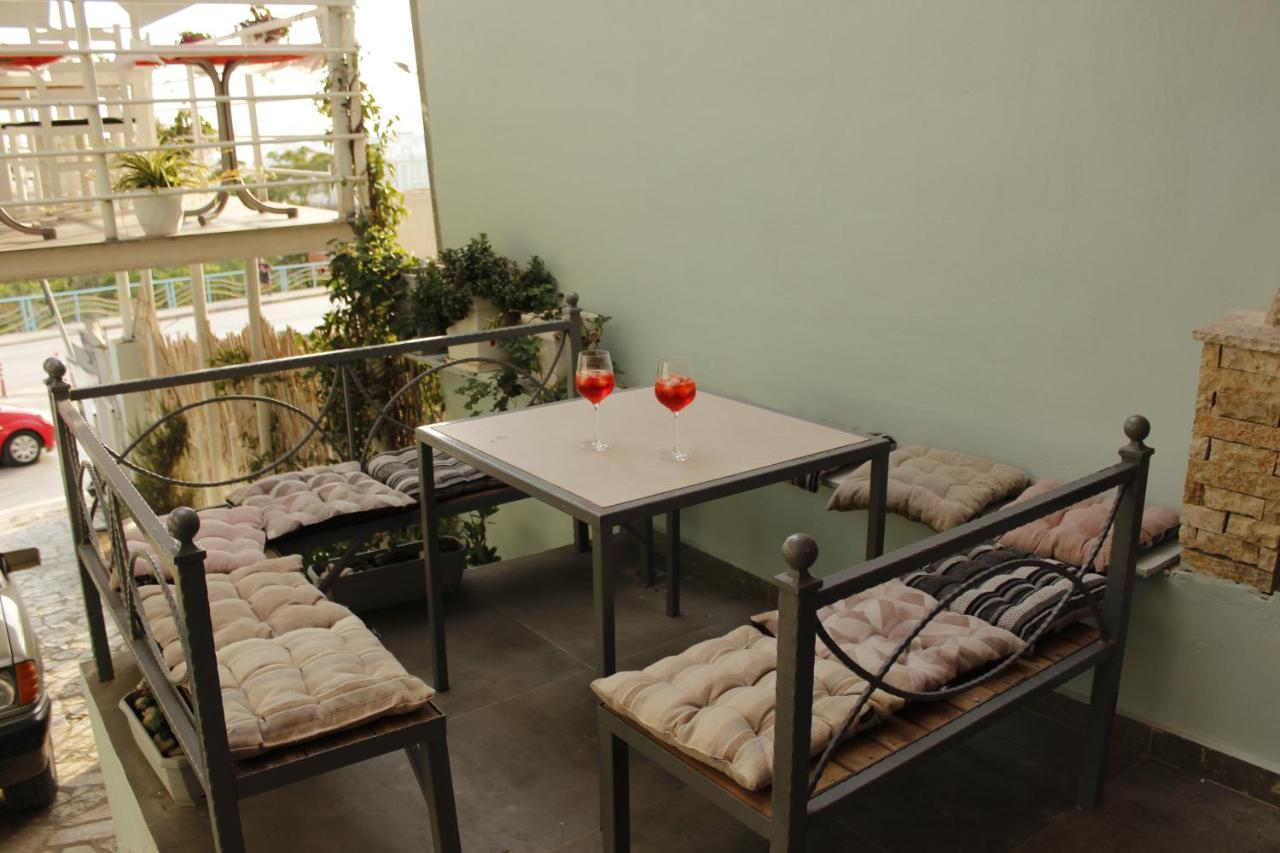 Bebi Hotel And Apartments Saranda Extérieur photo