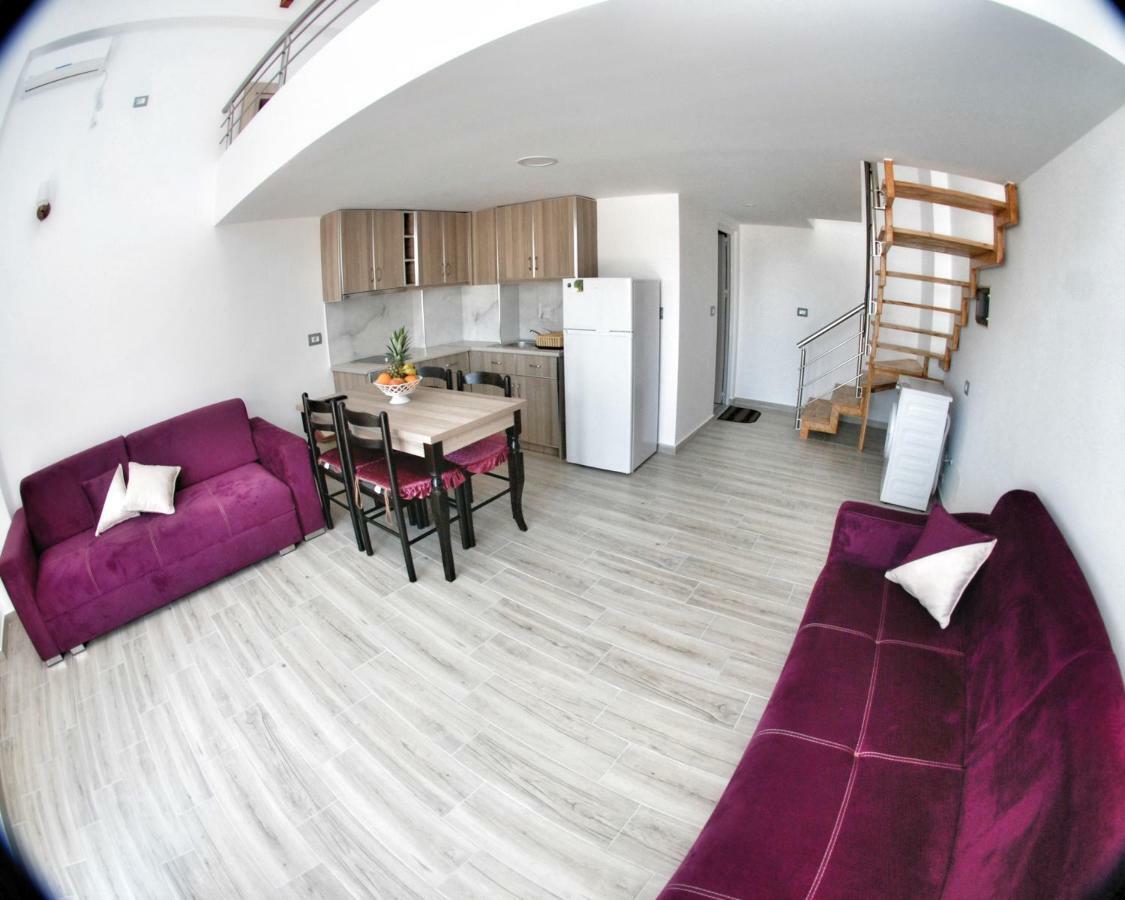 Bebi Hotel And Apartments Saranda Extérieur photo