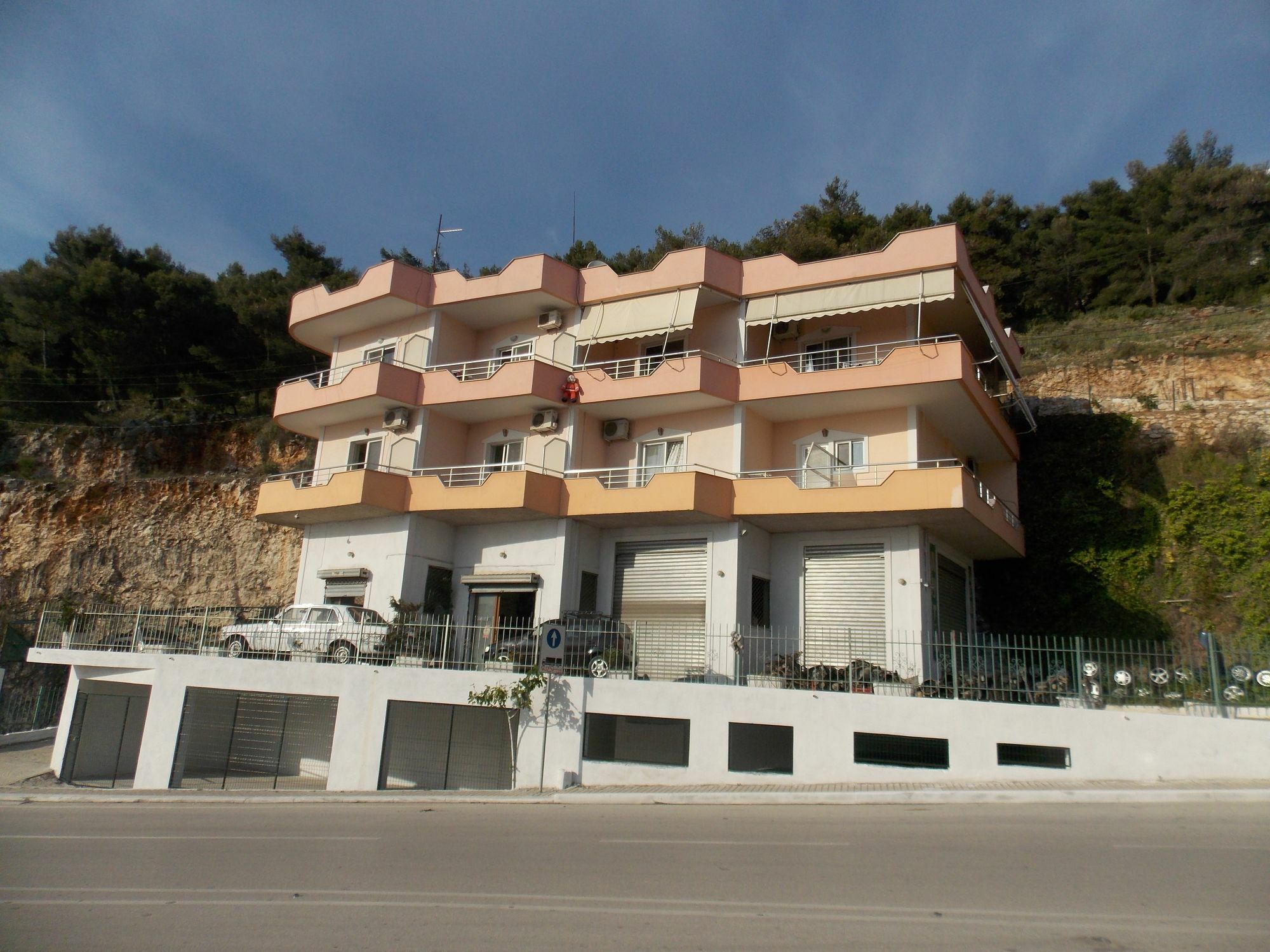 Bebi Hotel And Apartments Saranda Extérieur photo